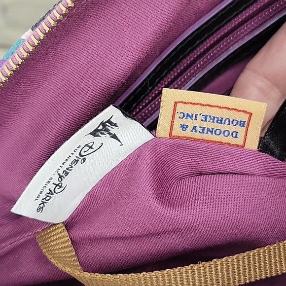 NEW Dooney&Bourke x Disney "It's A Small World" Tote/ShoulderBag & Wallet/Wristl - Picture 10 of 16